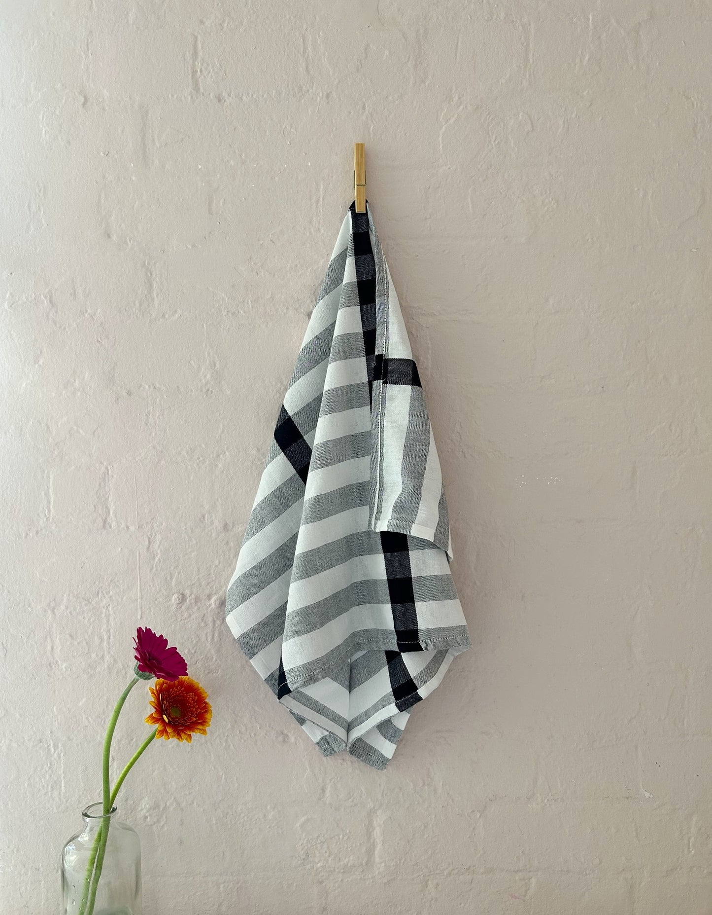 Black, white, grey tea towel (D)