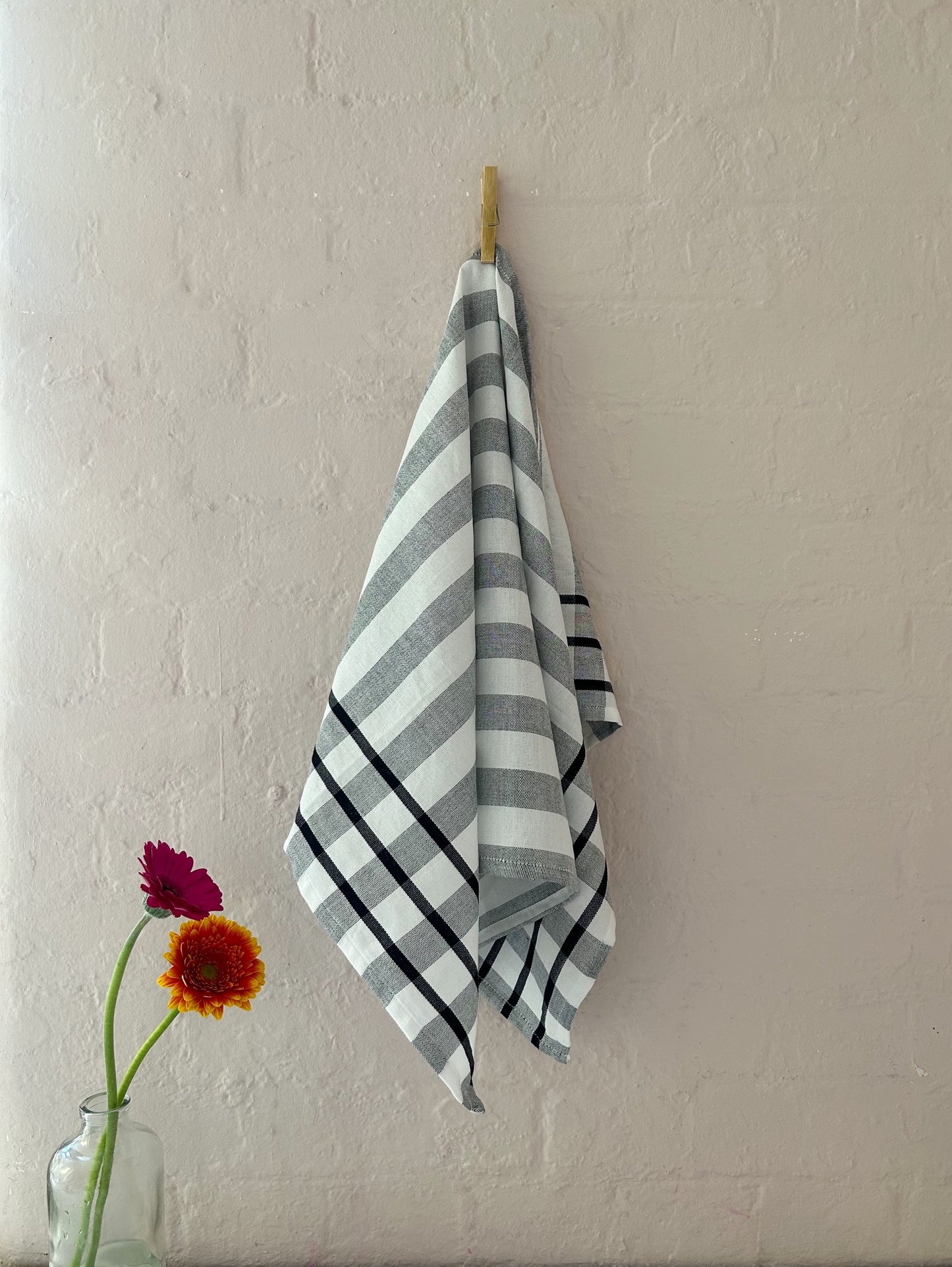 Grey and White Tea Towel (B)