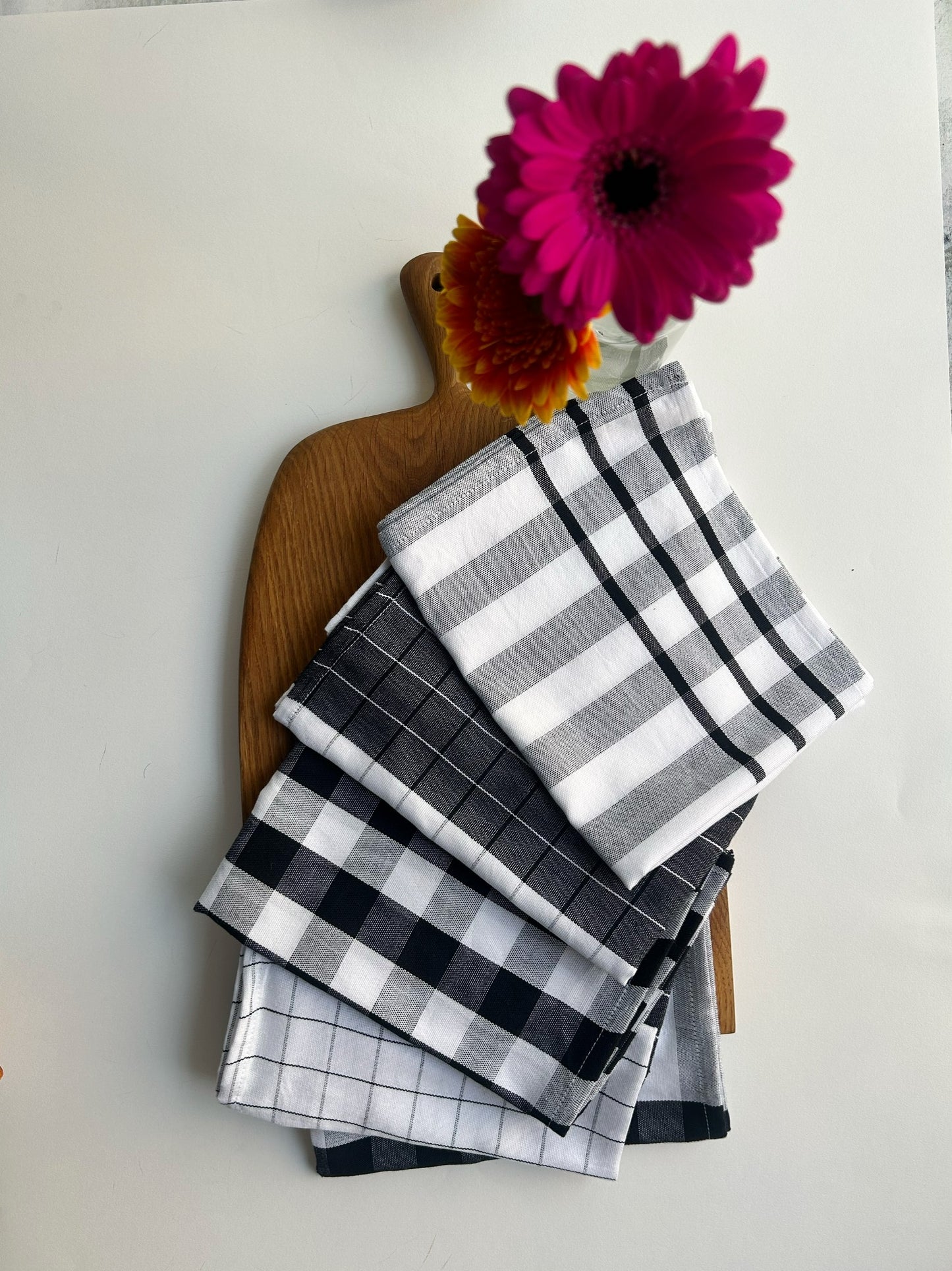 Black and White Tea Towel (C)