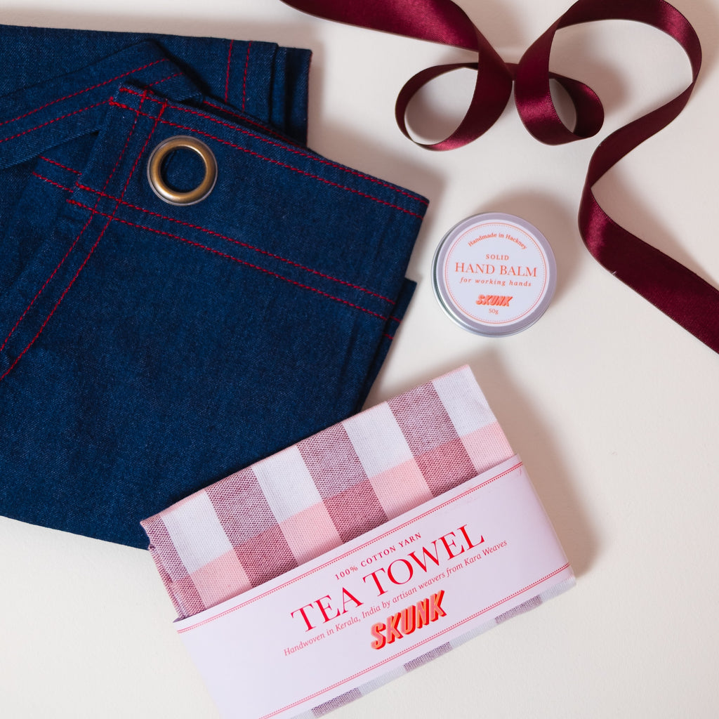Apron, towel and soap gift set